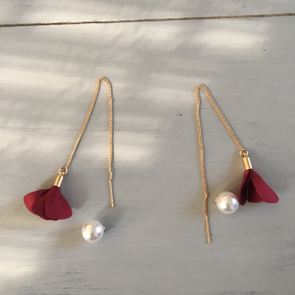 Pair of 2 Flower Drop Earrings